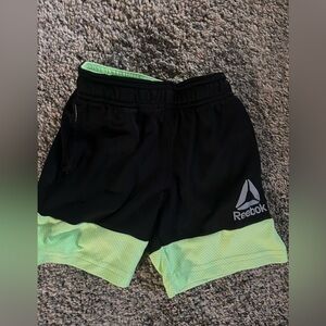 Reebok black green shorts 3T